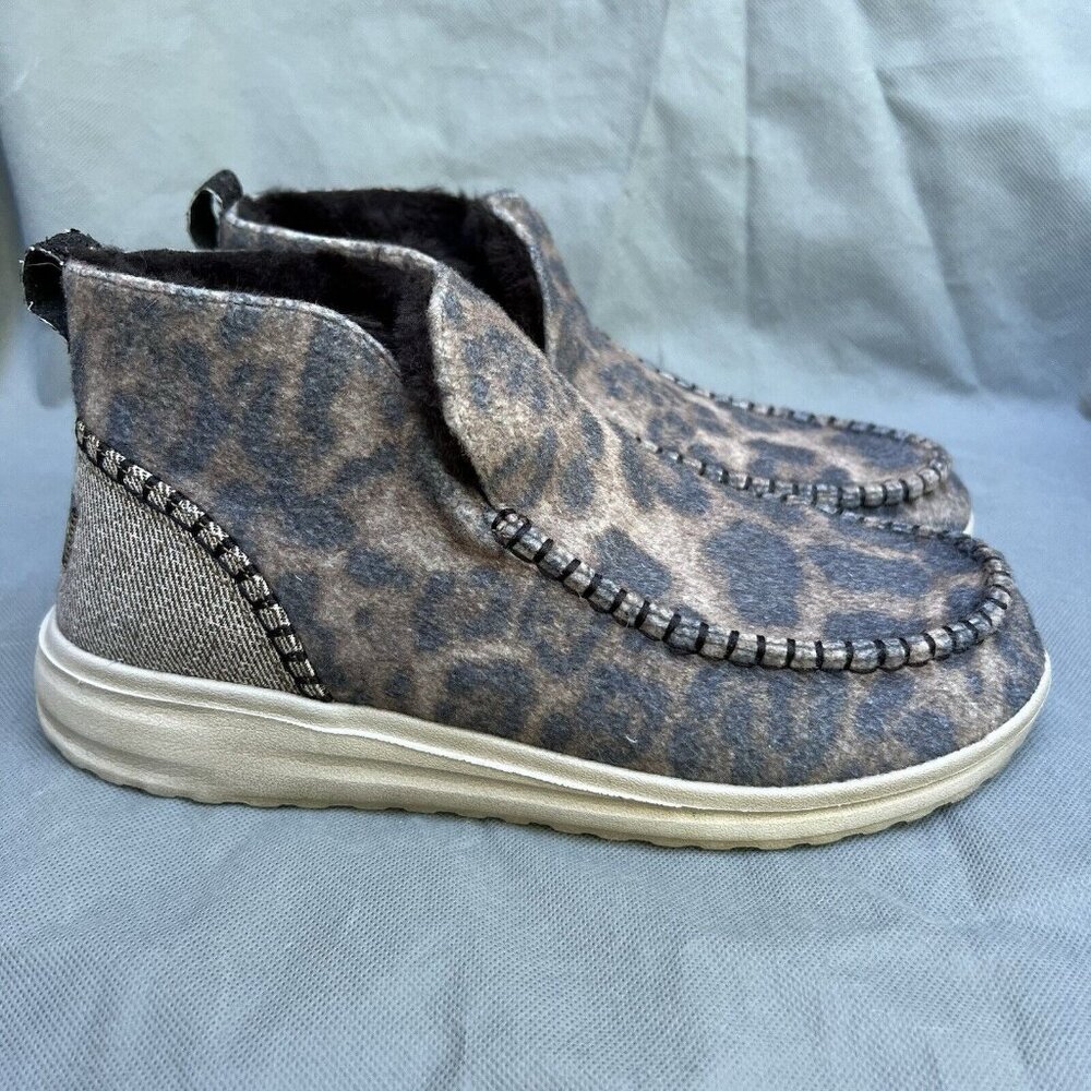 HEY DUDE Women's Britt Leo Nut Leopard Denny Print Faux Fur Shoes Size 10.5/11